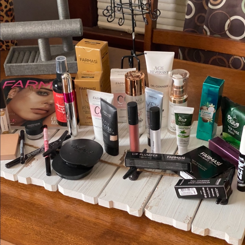 Farmasi Makeup